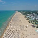Appartamento Poolside Garden Retreat Bibione