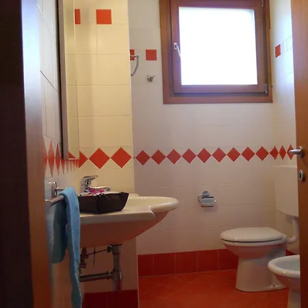 Poolside Garden Retreat