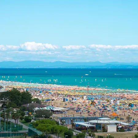 Poolside Garden Retreat Bibione