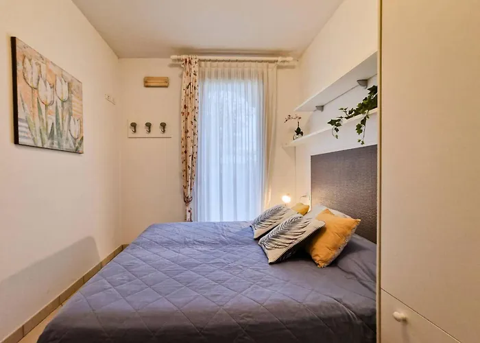 Poolside Garden Retreat Bibione